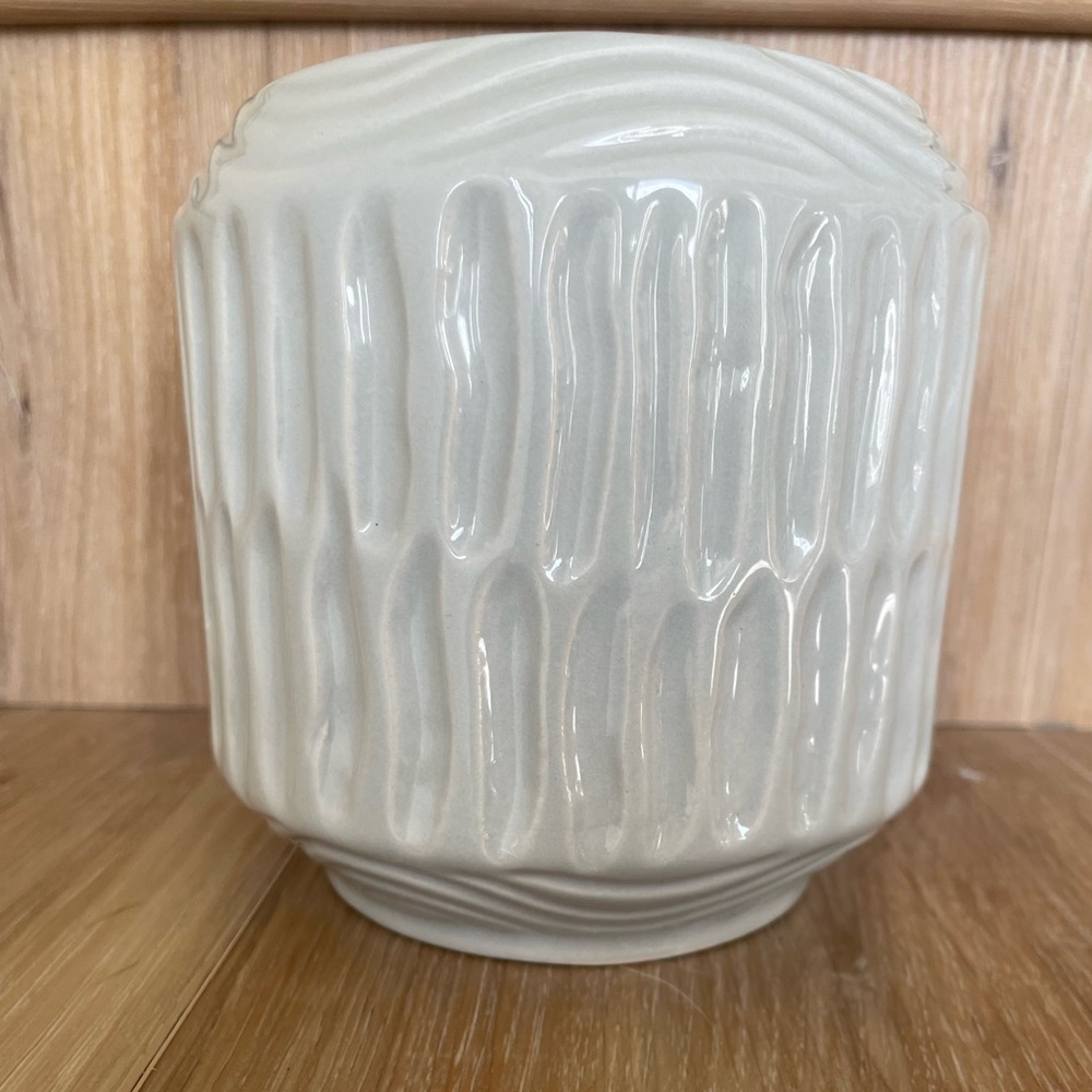 Flower Vase! - Picture 2 of 3